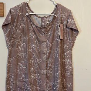 Kindred Bravely Universal Labor and Delivery Gown in Lilac Bloom